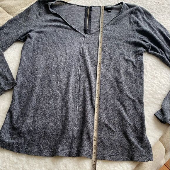 Grey V-Neck Long Sleeve Sweater with Back Zipper Detail Size Large - Picture 6 of 7